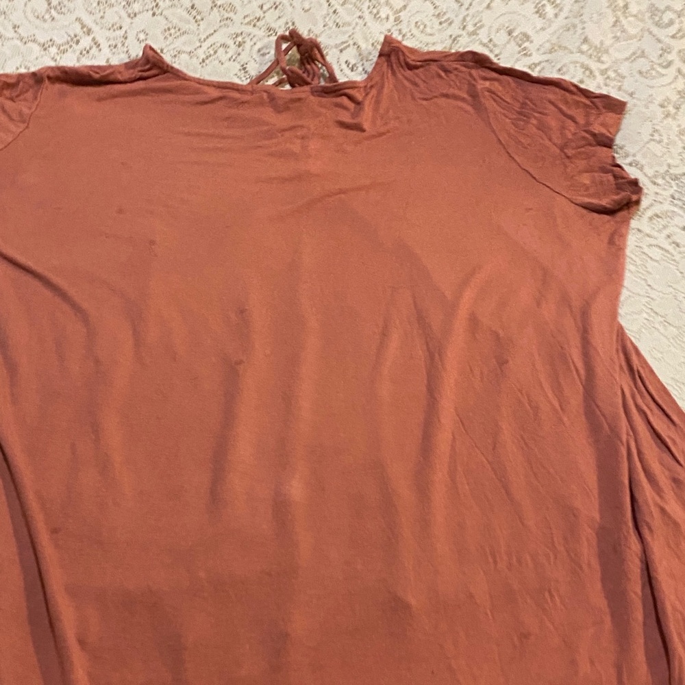 Women's Rust Top - Picture 3 of 3